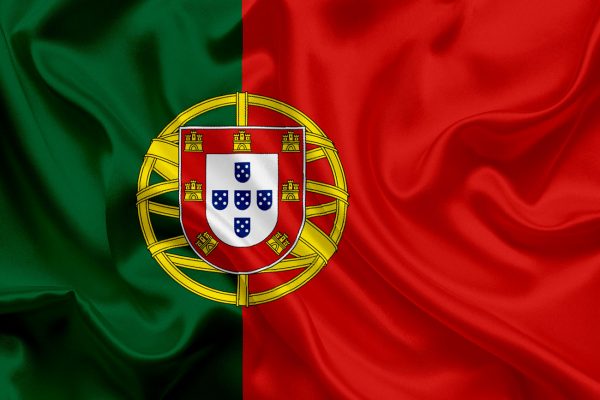 portuguese flag 600x400 1 - 3