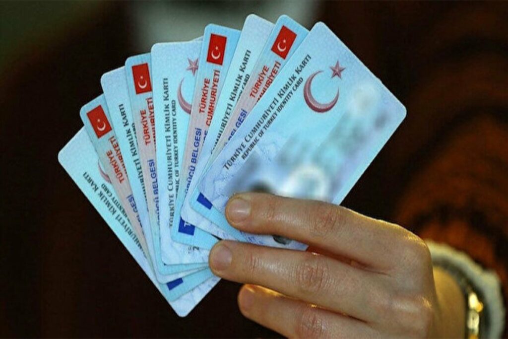 هزینه اخذ انواع کارت اقامت ترکیه