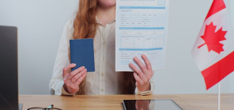 انگشت نگاری ویزای کانادا
