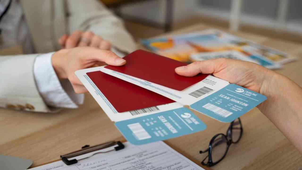 مدارک لازم برای ویزای توریستی انگلیس